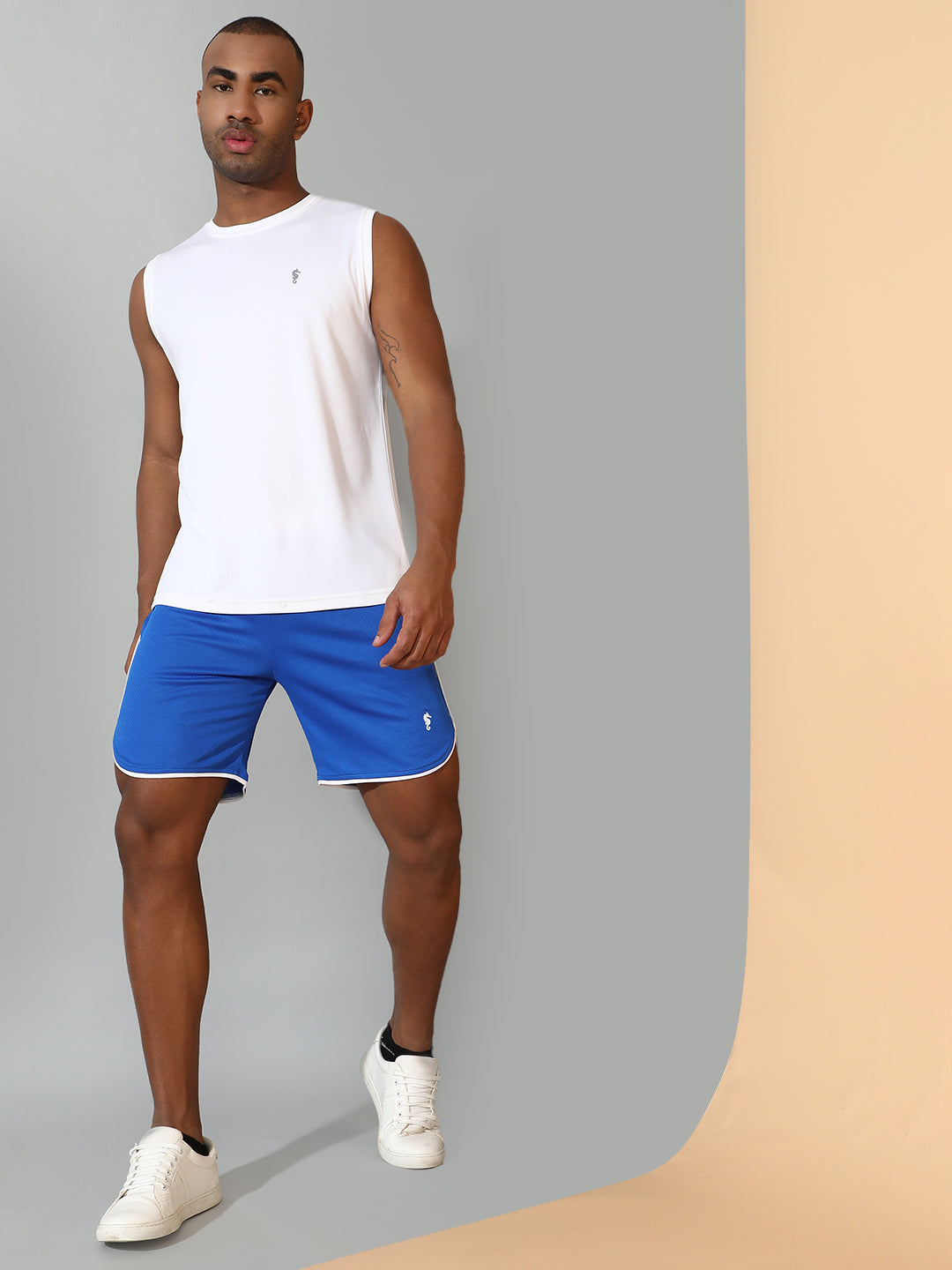 Polyester Sleeveless Slim Fit Round Neck Gym T-Shirt