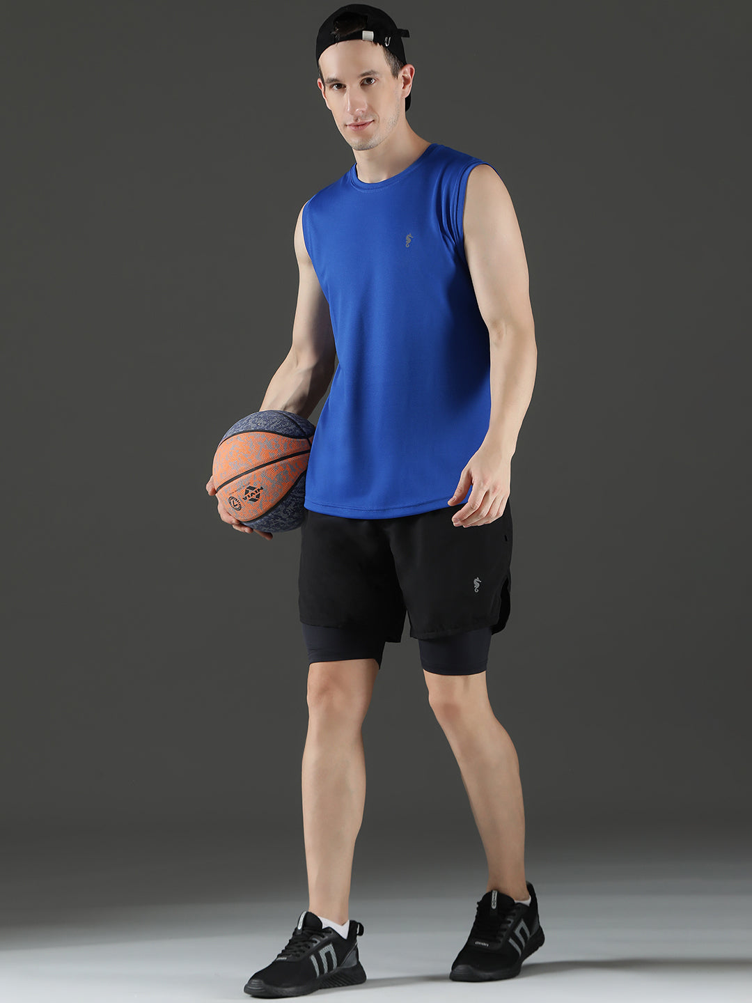 Sleeveless Sweat-Absorbing Gym Co-Ord Set with Pockets.