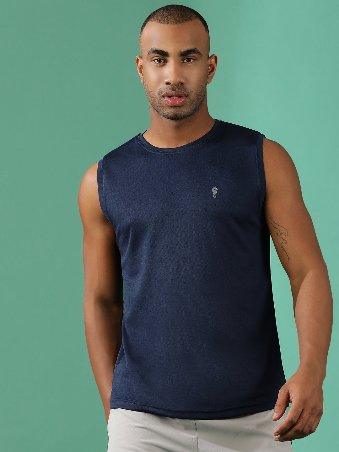 Polyester Sleeveless Slim Fit Round Neck Gym T-Shirt