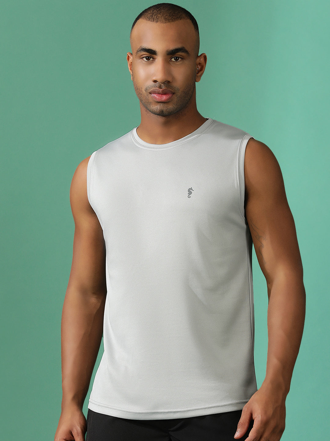 Polyester Sleeveless Slim Fit Round Neck Gym T-Shirt