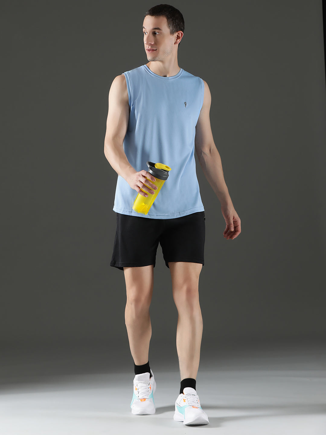 Polyester Sleeveless Slim Fit Round Neck Gym T-Shirt