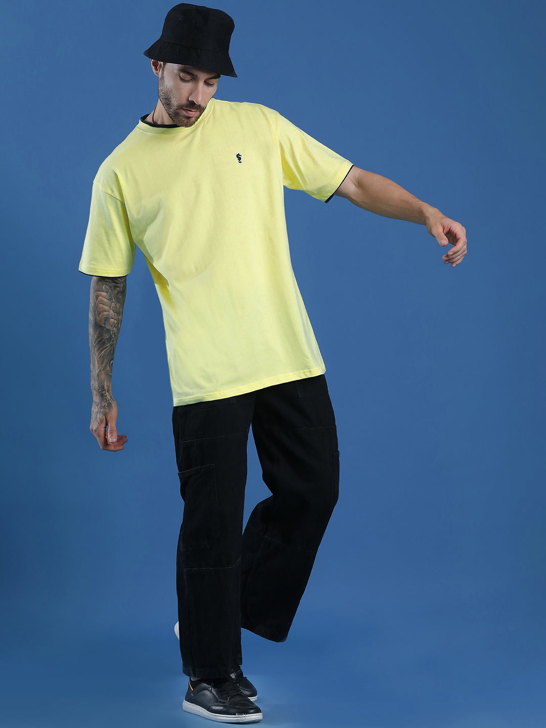 Single Jersey Oversized Round Neck Drop Shoulder Half Sleeve Casual T-Shirt