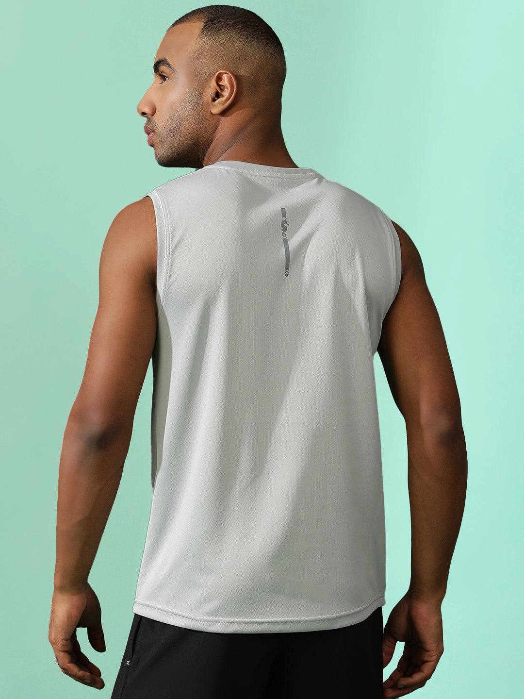 Polyester Sleeveless Slim Fit Round Neck Gym T-Shirt