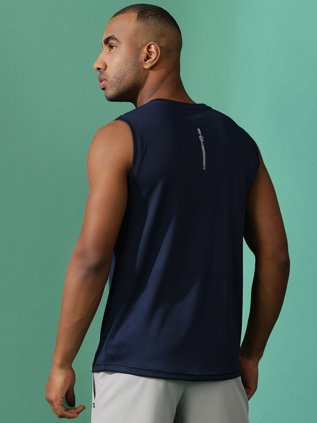 Polyester Sleeveless Slim Fit Round Neck Gym T-Shirt