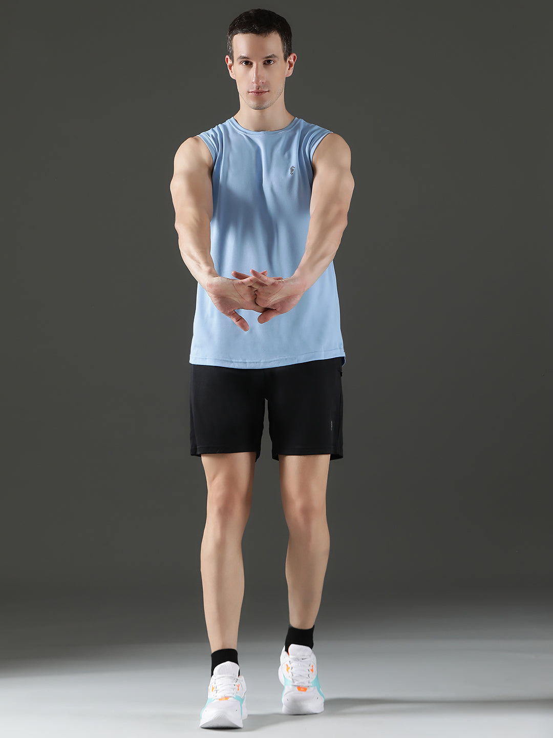 Polyester Sleeveless Slim Fit Round Neck Gym T-Shirt