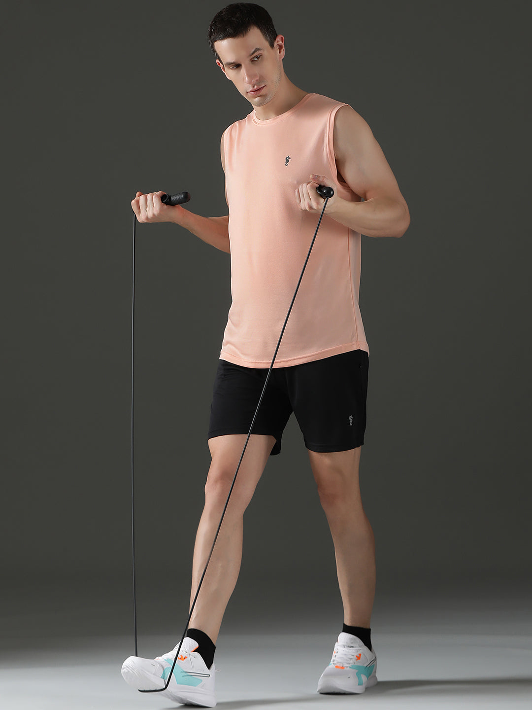 Polyester Sleeveless Slim Fit Round Neck Gym T-Shirt