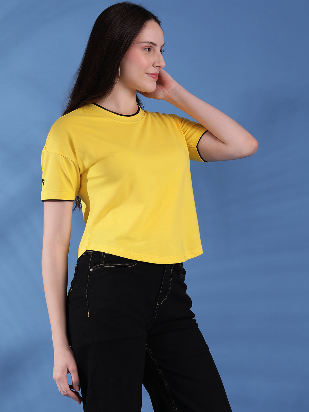 Round Neck Drop Shoulder Crop Top Half Sleeves T-shirt