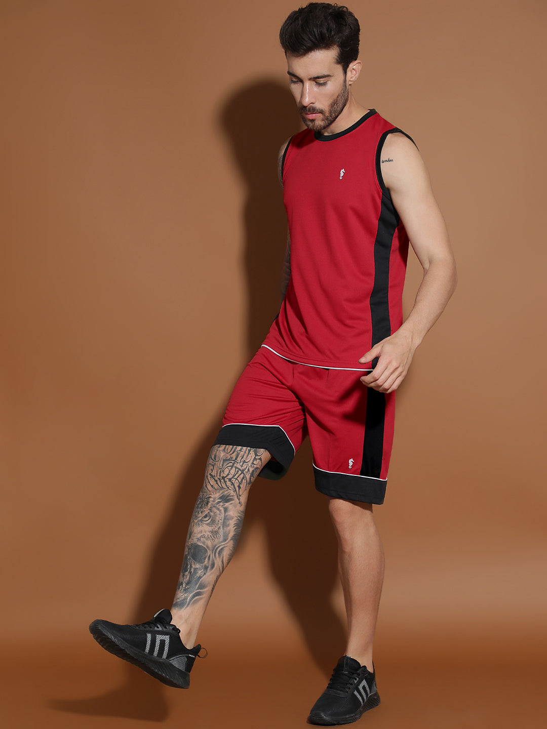 Sleeveless Round Neck Sweat Absorbing Slim Fit Co-Ord Set