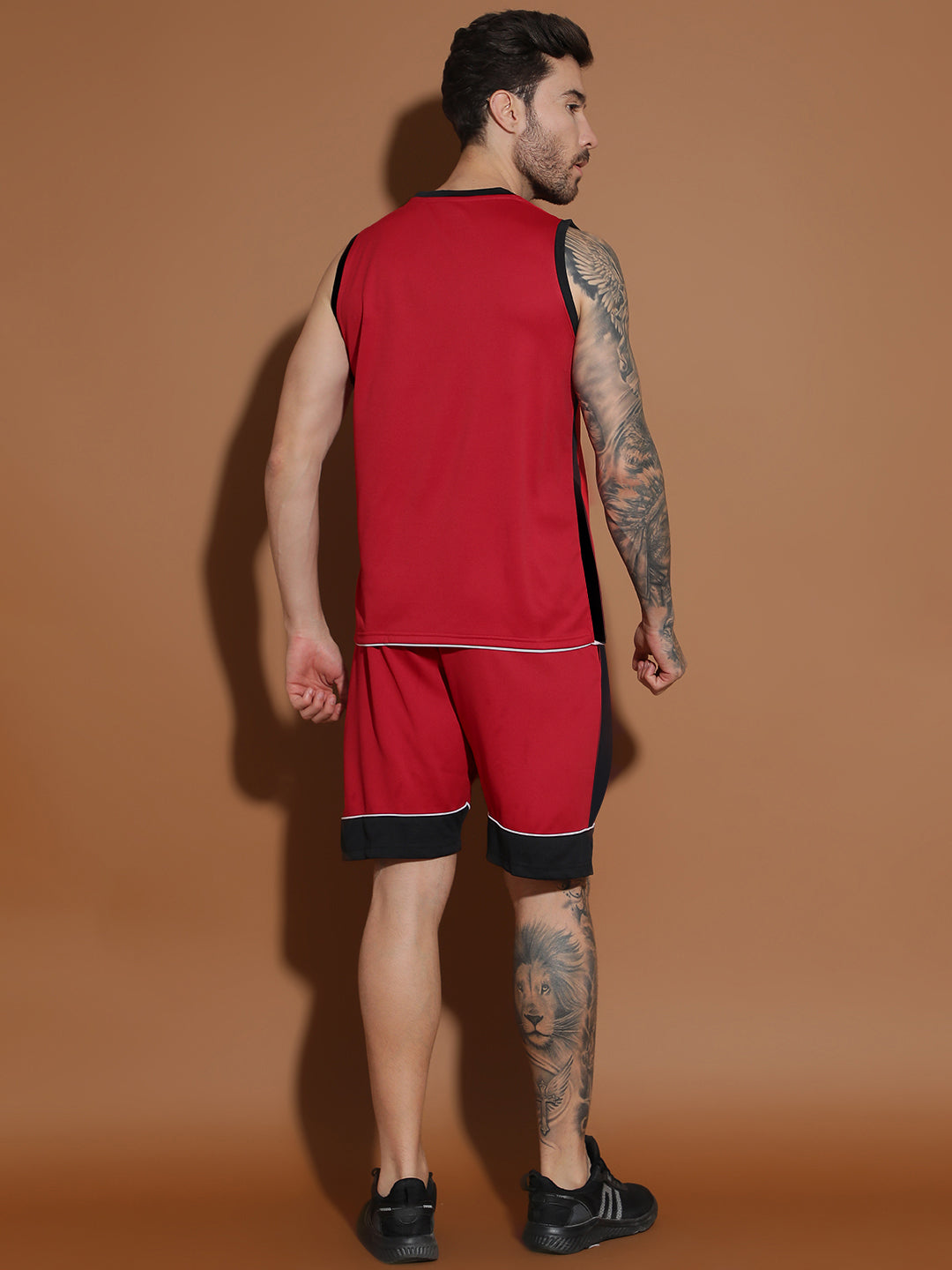 Sleeveless Round Neck Sweat Absorbing Slim Fit Co-Ord Set