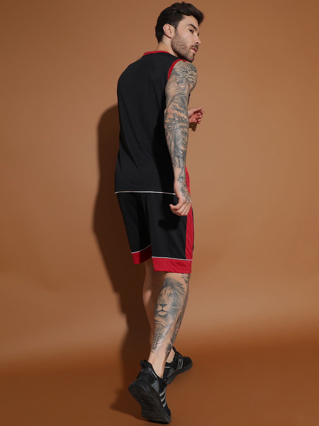 Sleeveless Round Neck Sweat Absorbing Slim Fit Co-Ord Set