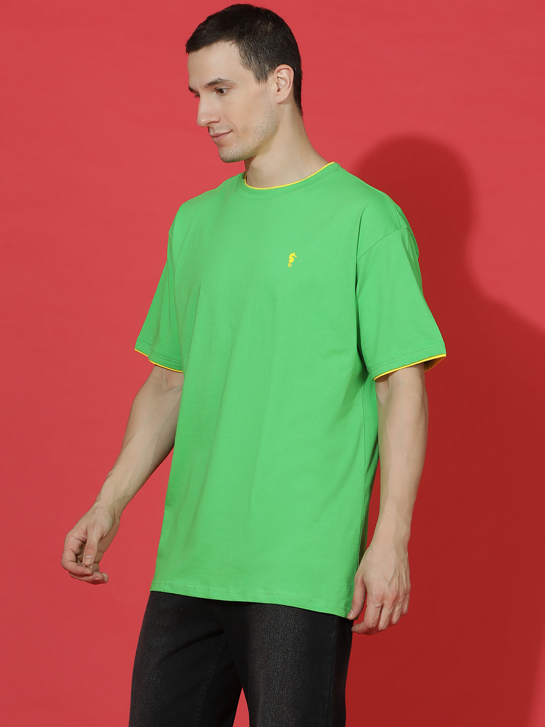 Single Jersey Oversized Round Neck Drop Shoulder Half Sleeve Casual T-Shirt