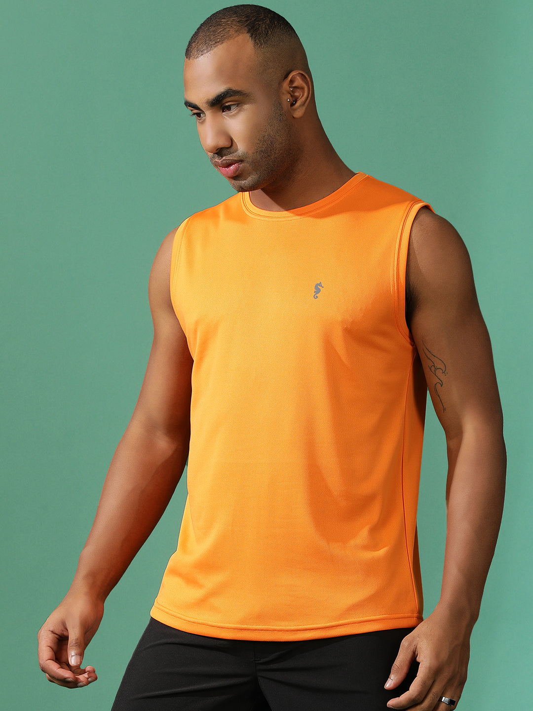 Polyester Sleeveless Slim Fit Round Neck Gym T-Shirt