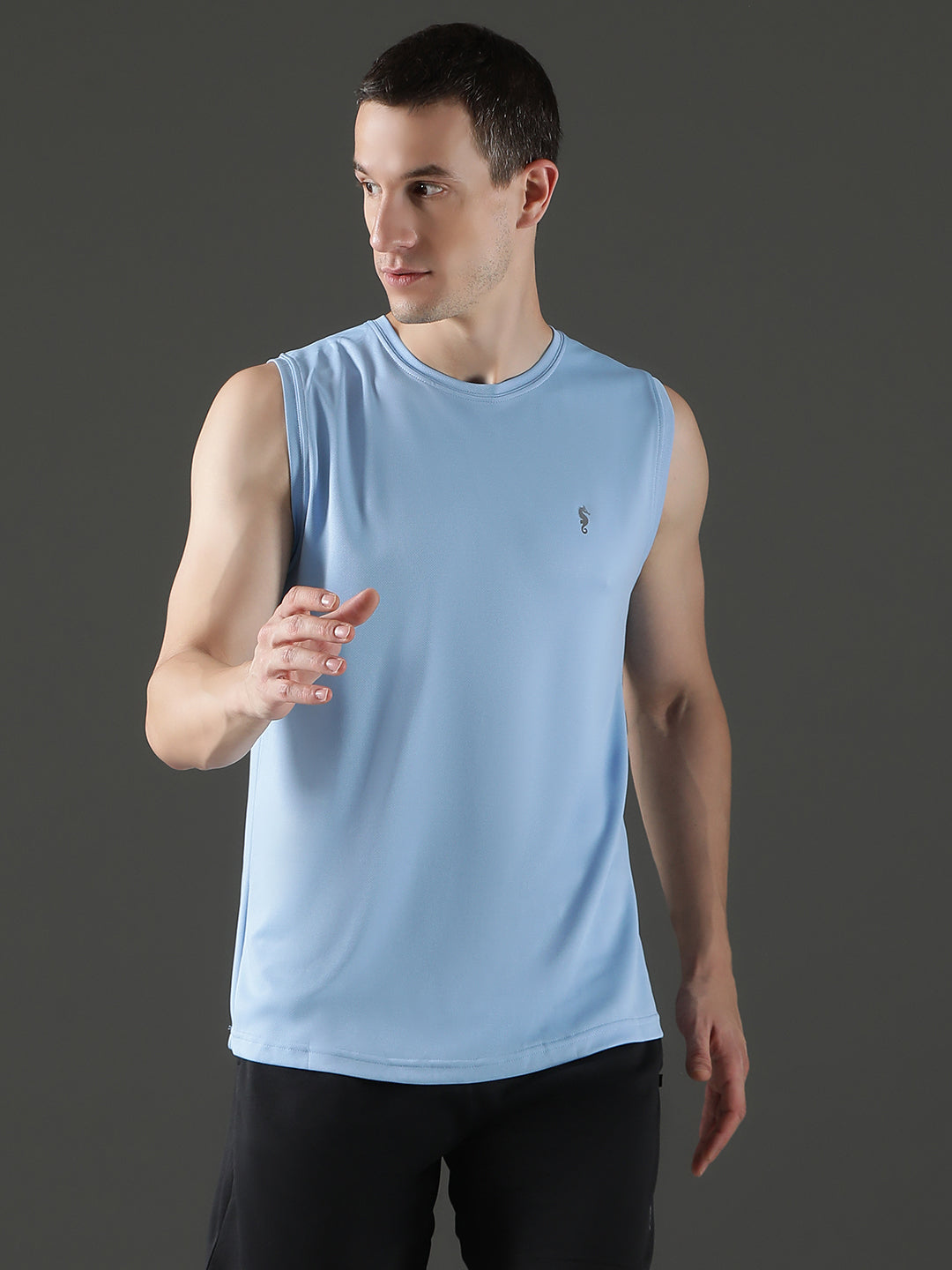 Polyester Sleeveless Slim Fit Round Neck Gym T-Shirt