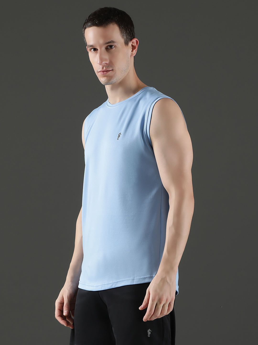 Polyester Sleeveless Slim Fit Round Neck Gym T-Shirt