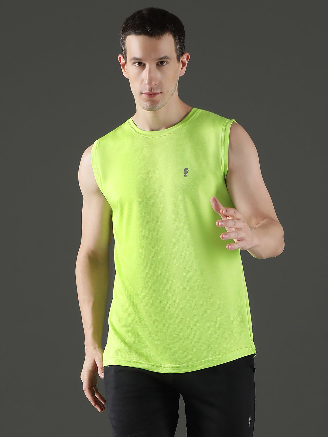 Polyester Sleeveless Slim Fit Round Neck Gym T-Shirt