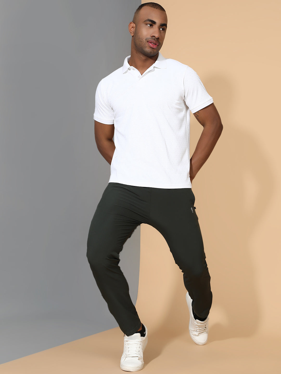 4-Way Stretch Poly Lycra Slim Fit Full Sleeve Sports Scuba Jacket