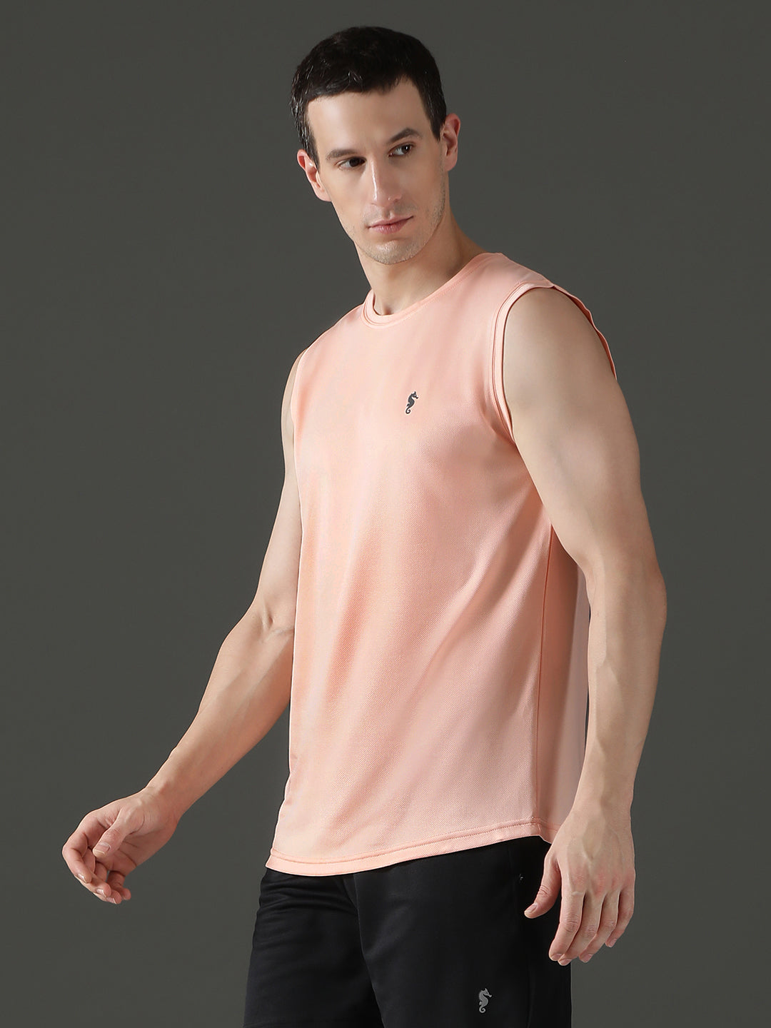 Polyester Sleeveless Slim Fit Round Neck Gym T-Shirt