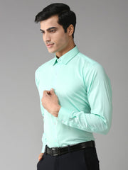 EPPE Men Solid Party Green Shirt