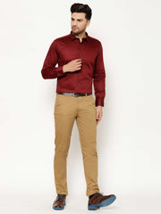 EPPE Men Solid Formal Maroon Shirt