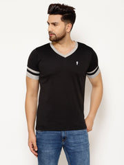 EPPE Solid Men V Neck Black, White T-Shirts