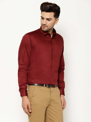 EPPE Men Solid Formal Maroon Shirt